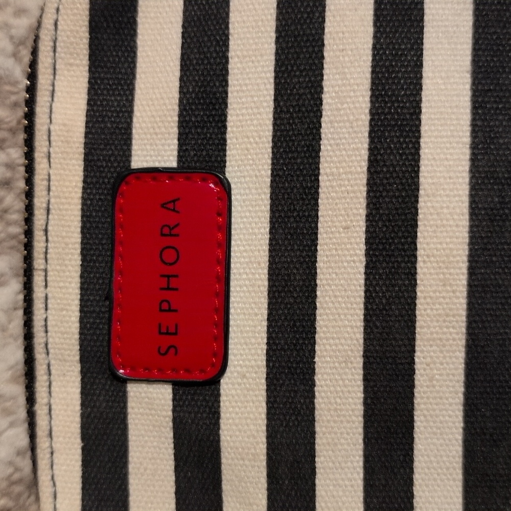 Sephora Striped Pouch - Picture 3 of 6